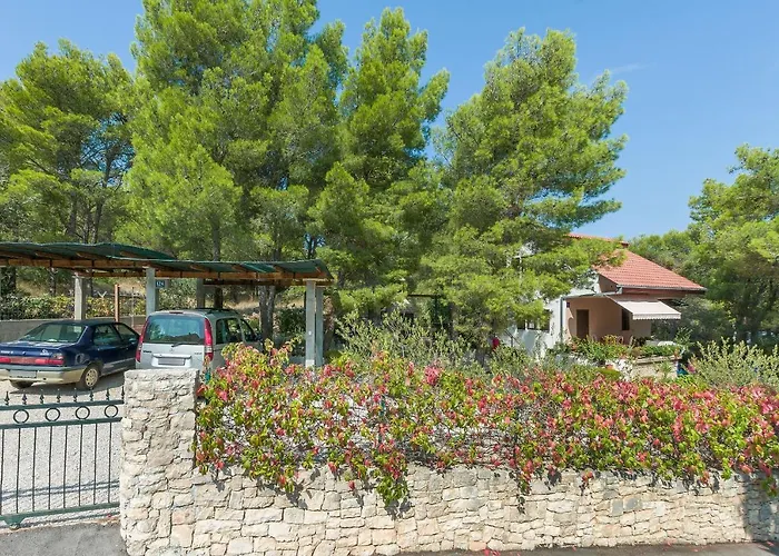 Apartment Ametist Milna (Brac)